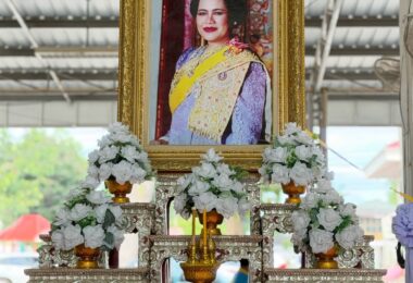 กิจกรรมพิธีสวดพระพุทธมนต์และทำบุญตักบาตรถวายพระราชกุศลเนื่องในวันคล้ายวันพระราชสมภพสมเด็จพระนางเจ้าสิริกิตติ์ พระบรมราชินีนาถพระบรมราชชนนีพันปีหลวง และวันแม่แห่งชาติ 2569